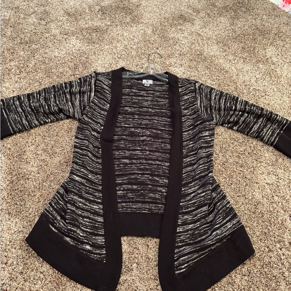 Women's Black and Gray Sweater